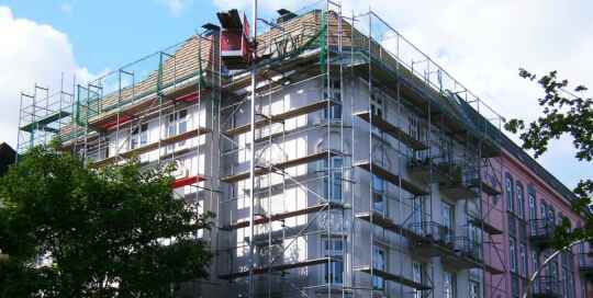 Dachgeschossausbau Breitenfelder Strasse